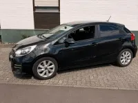 Gebraucht Kia Rio DREAM-TEAM Edition 84 PS (61 kW) 2016 Schwarz Kleinwagen