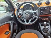 Second-hand Smart ForFour Passion 71 CP (52 kW) 2016 Roșu Hatchback