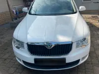 Gebraucht Skoda Superb 140 PS (102 kW) 2010 Weiß Kombi