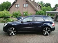 Gebraucht Mercedes ML320 305 PS (224 kW) 2006 Blau metallic SUV