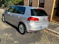 Gebraucht VW Golf VI 105 PS (77 kW) 2011 Silber Kleinwagen