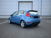 Gebraucht Ford Fiesta Titanium 95 PS (69 kW) 2011 Blau Limousine