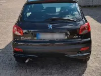 Gebraucht Peugeot 206 60 PS (44 kW) 2010 Schwarz Limousine