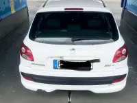 Gebraucht Peugeot 206+ 73 PS (53 kW) 2011 Kleinwagen