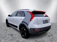 Gebraucht Kia e-Niro Inspiration 150 kW (204 PS) 2024 Snow white pearl SUV