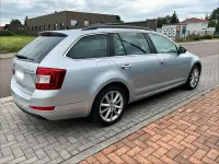 Gebraucht Skoda Octavia 180 PS (132 kW) 2014 Silber Kombi