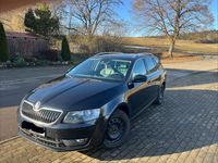 Gebraucht Skoda Octavia Style 184 PS (135 kW) 2014 Schwarz Kleinwagen