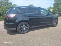 Gebraucht Ford S-MAX Titanium 150 PS (110 kW) 2017 Schwarz Van / Kleinbus
