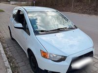 Gebraucht Mitsubishi Colt 75 PS (55 kW) 2010 Weiß Kleinwagen