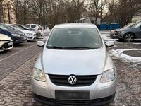 Gebraucht VW Fox 54 PS (39 kW) 2009 Silber Kleinwagen