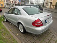 Gebraucht Mercedes E280 177 PS (130 kW) 2005 Silber Limousine