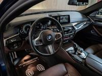 Gebraucht BMW M550 Performance 400 PS (294 kW) 2018 Blau Limousine