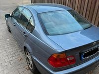 Gebraucht BMW 316 115 PS (84 kW) 2001 Blau Limousine