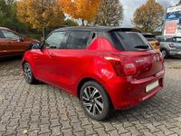 Gebraucht Suzuki Swift Comfort+ 83 PS (61 kW) 2022 Rot Kleinwagen