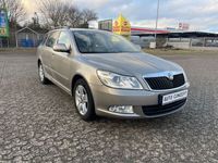 Gebraucht Skoda Octavia Elegance 160 PS (117 kW) 2011 Braun Kombi