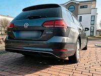 Gebraucht VW Golf VII 110 PS (80 kW) 2018 Grau Kombi
