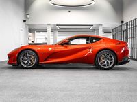 Second-hand Ferrari 812 799 CP (587 kW) 2024 Roșu