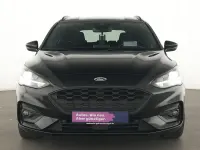 Używany Ford Focus ST-Line 120 KM (88 kW) 2021 Czarny Kombi