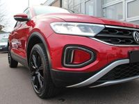 Gebraucht VW T-Roc Move 110 PS (80 kW) 2023 Rot SUV