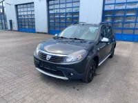 Gebraucht Dacia Sandero Stepway 68 PS (50 kW) 2011 Grau Limousine