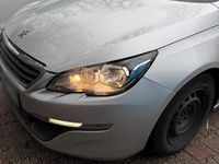 Gebraucht Peugeot 308 82 PS (60 kW) 2013 Silber Limousine