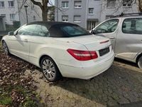 Gebraucht Mercedes E200 184 PS (135 kW) 2010 Weiß Cabrio