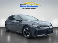 Gebraucht VW Golf VIII R-line 150 PS (110 kW) 2025 Grau Limousine