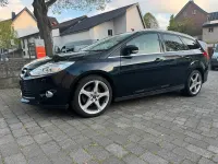 Usado Ford Focus 150 HP (110 kW) 2012 Preto Carrinha