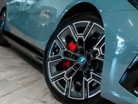 Gebraucht BMW i5 M Sport 250 kW (340 PS) 2024 Grün Kombi