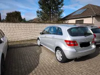 Używany Mercedes B200 193 KM (141 kW) 2007 Srebrny Minivan