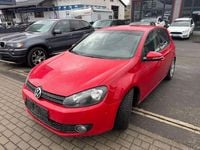Gebraucht VW Golf VI Team 105 PS (77 kW) 2010 Rot Kleinwagen