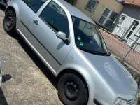 Gebraucht VW Golf IV 105 PS (77 kW) 2001 Silber Kleinwagen