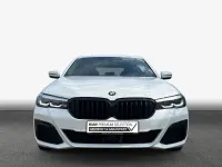Gebraucht BMW 530e Sport Line 184 PS (135 kW) 2022 Weiß Kombi
