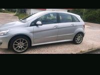 Gebraucht Mercedes B160 95 PS (69 kW) 2011 Grau Van / Kleinbus