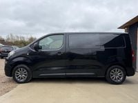 Usado Peugeot Expert 95 CV (69 kW) 2017 Negro Van