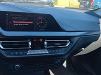 Gebraucht BMW 118 Sport Line 140 PS (102 kW) 2020 Schwarz Kleinwagen