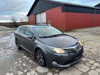 Gebraucht Toyota Avensis Basis 124 PS (91 kW) 2013 Grau Kombi