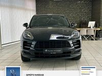 Gebraucht Porsche Macan Basis 245 PS (180 kW) 2020 Tiefschwarz SUV