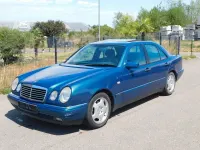 Gebraucht Mercedes E230 150 PS (110 kW) 1997 Grün Limousine