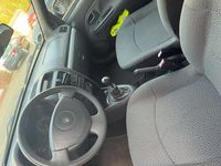 Gebraucht Renault Clio II 60 PS (44 kW) 2008 Silber Kleinwagen