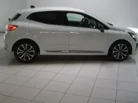 Gebraucht Renault Clio V Techno 91 PS (66 kW) 2024 Gletscherweiss (weiss) Limousine