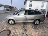 Gebraucht Skoda Fabia Family 105 PS (77 kW) 2012 Beige Kombi