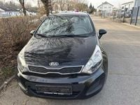 Gebraucht Kia Rio Attract 75 PS (55 kW) 2013 Other Kleinwagen