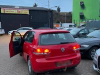 Gebraucht VW Golf VI 122 PS (89 kW) 2009 Rot Kleinwagen