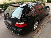 Gebraucht BMW 525 197 PS (144 kW) 2008 Schwarz Kombi