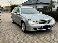 Gebraucht Mercedes E320 204 PS (150 kW) 2003 Grau Kombi