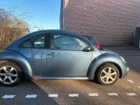 Gebraucht VW Beetle 101 PS (74 kW) 2003 Blau Kleinwagen