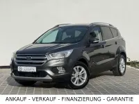 Usado Ford Kuga Titanium 182 HP (133 kW) 2018 Cinzento SUV
