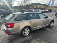 Gebraucht Skoda Octavia Ambition 150 PS (110 kW) 2016 Cappuccinobeige metallic Kleinwagen