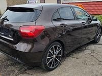 Gebraucht Mercedes A160 Night 102 PS (75 kW) 2016 Braun Limousine